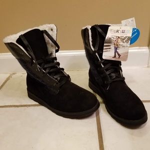 MUK LUK Sz 8 NWT Black lace up boots